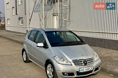 Хэтчбек Mercedes-Benz A-Class 2010 в Мукачево