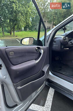 Хэтчбек Mercedes-Benz A-Class 2001 в 