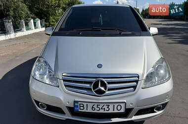 Хэтчбек Mercedes-Benz A-Class 2008 в 