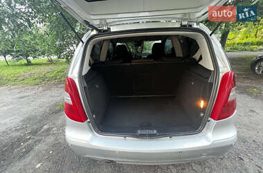 Хэтчбек Mercedes-Benz A-Class 2009 в 