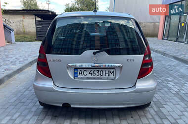 Хэтчбек Mercedes-Benz A-Class 2006 в 
