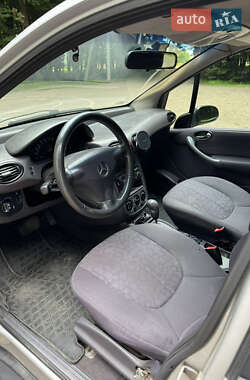 Хэтчбек Mercedes-Benz A-Class 2001 в 