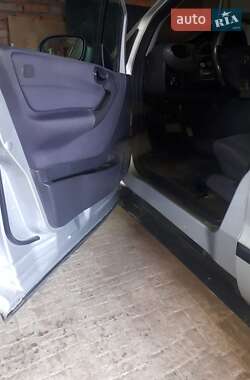 Хэтчбек Mercedes-Benz A-Class 2002 в 
