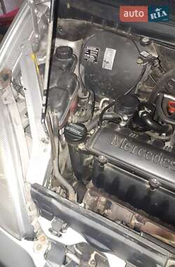 Хэтчбек Mercedes-Benz A-Class 2002 в 