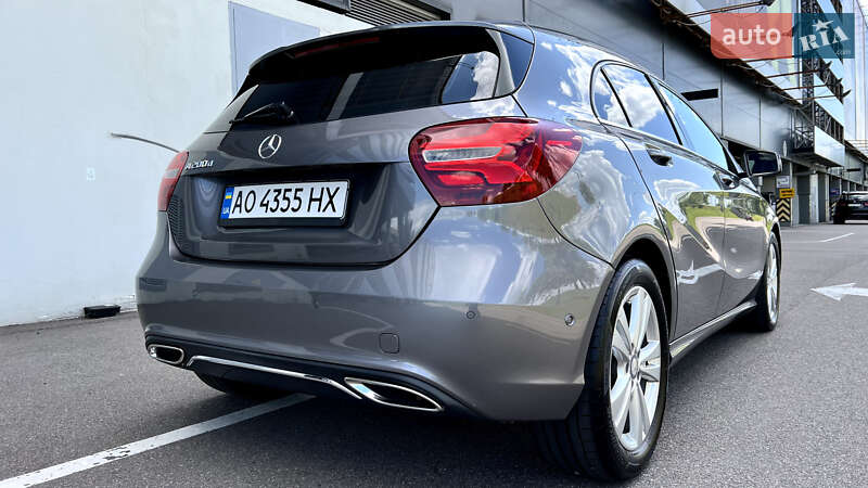 Хэтчбек Mercedes-Benz A-Class 2017 в Киеве