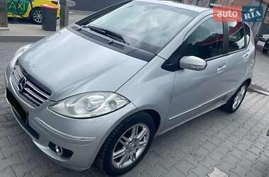 Хэтчбек Mercedes-Benz A-Class 2005 в 