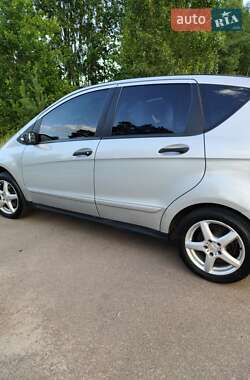 Хэтчбек Mercedes-Benz A-Class 2005 в 