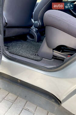 Хэтчбек Mercedes-Benz A-Class 2001 в 