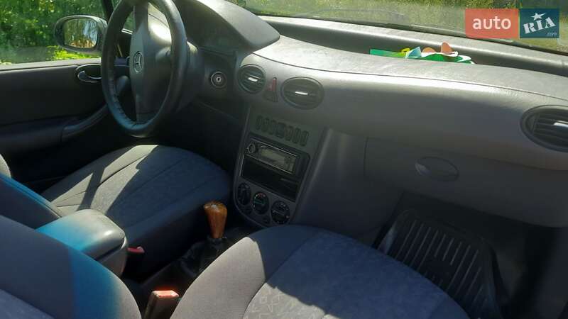 Хэтчбек Mercedes-Benz A-Class 2004 в Ковеле