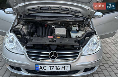 Хэтчбек Mercedes-Benz A-Class 2006 в 
