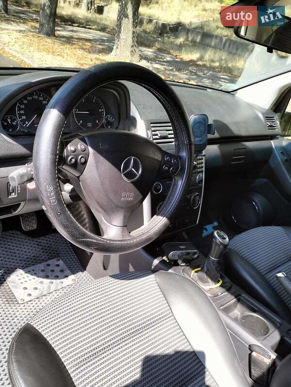 Хэтчбек Mercedes-Benz A-Class 2006 в Запорожье фото 9 Хэтчбек Mercedes-Benz A-Class 2006 в Запорожье