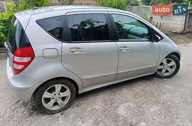 Хэтчбек Mercedes-Benz A-Class 2005 в 
