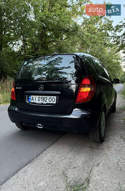 Хэтчбек Mercedes-Benz A-Class 2010 в 