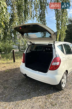 Хэтчбек Mercedes-Benz A-Class 2008 в 