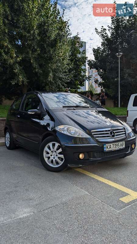 Хэтчбек Mercedes-Benz A-Class 2005 в 