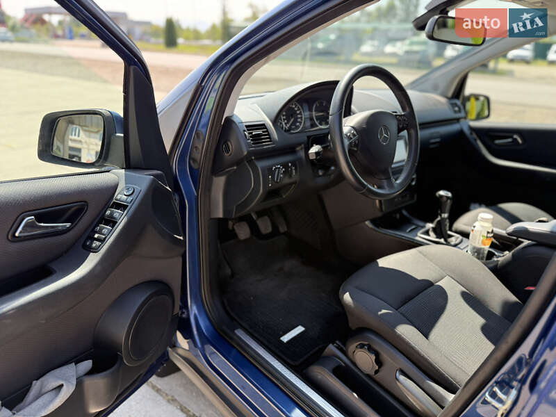 Хэтчбек Mercedes-Benz A-Class 2012 в Хусте