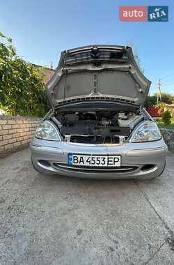 Хэтчбек Mercedes-Benz A-Class 2002 в 