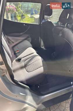 Хэтчбек Mercedes-Benz A-Class 2004 в 