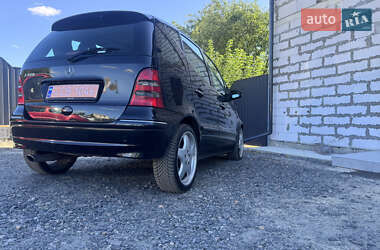 Хэтчбек Mercedes-Benz A-Class 2005 в 