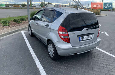 Хэтчбек Mercedes-Benz A-Class 2005 в 