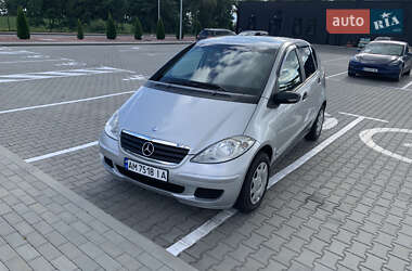 Хэтчбек Mercedes-Benz A-Class 2005 в 