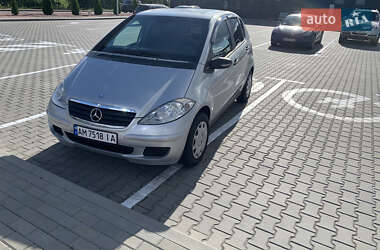 Хэтчбек Mercedes-Benz A-Class 2005 в 