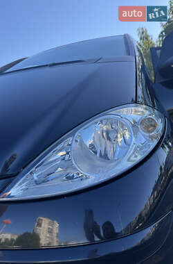 Хэтчбек Mercedes-Benz A-Class 2005 в 