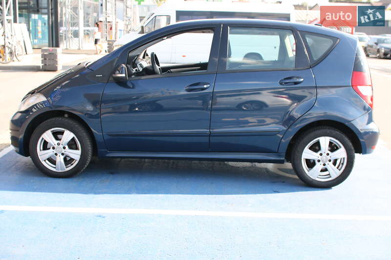 Хэтчбек Mercedes-Benz A-Class 2011 в Киеве