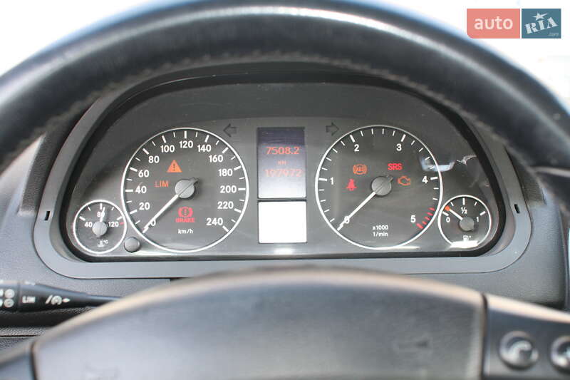 Хэтчбек Mercedes-Benz A-Class 2011 в Киеве