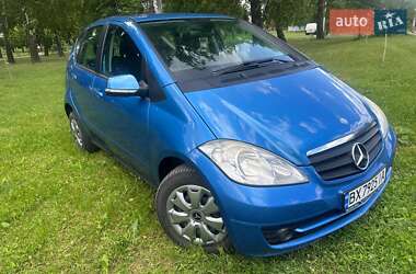 Хэтчбек Mercedes-Benz A-Class 2009 в Полонном