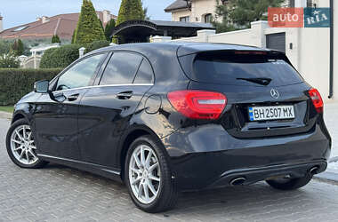 Хэтчбек Mercedes-Benz A-Class 2014 в 