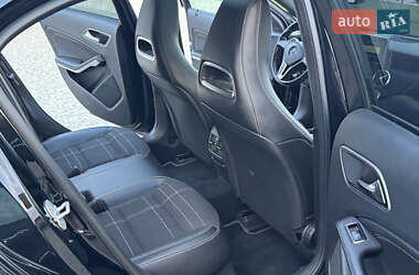 Хэтчбек Mercedes-Benz A-Class 2014 в 
