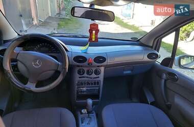 Хэтчбек Mercedes-Benz A-Class 2000 в 