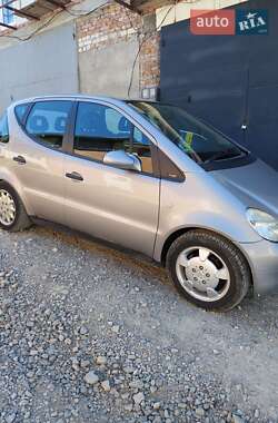 Хэтчбек Mercedes-Benz A-Class 2000 в 
