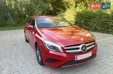 Хетчбек Mercedes-Benz A-Class 2014 в 