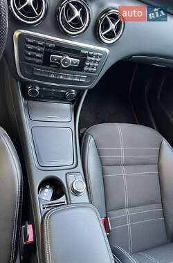 Хетчбек Mercedes-Benz A-Class 2014 в 