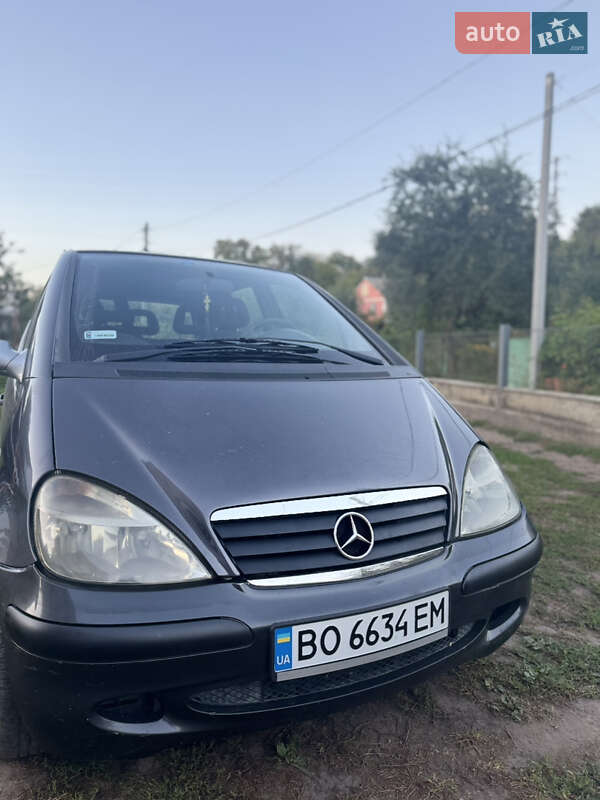 Хэтчбек Mercedes-Benz A-Class 2001 в 