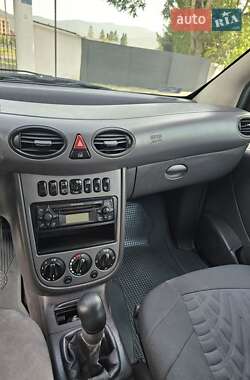 Хетчбек Mercedes-Benz A-Class 2001 в Сваляві