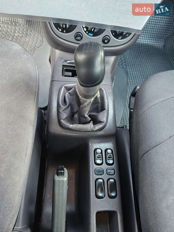 Хетчбек Mercedes-Benz A-Class 2001 в Сваляві