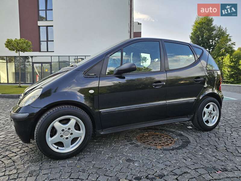 Хетчбек Mercedes-Benz A-Class 2001 в Сваляві