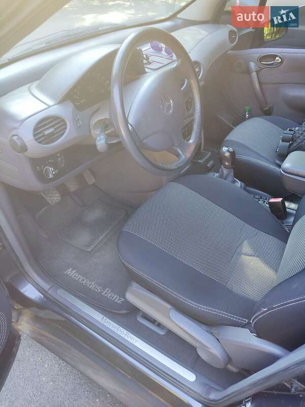 Хетчбек Mercedes-Benz A-Class 2000 в Києві фото 18 Хетчбек Mercedes-Benz A-Class 2000 в Києві