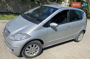 Хетчбек Mercedes-Benz A-Class 2005 в 