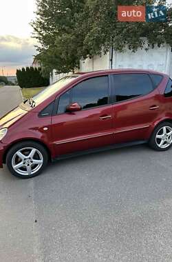 Хэтчбек Mercedes-Benz A-Class 2002 в 