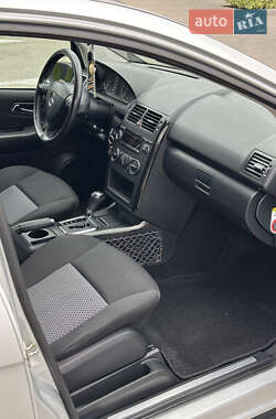 Хэтчбек Mercedes-Benz A-Class 2005 в 