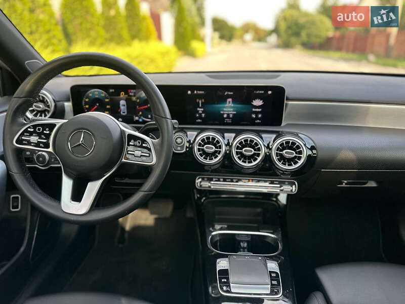 Седан Mercedes-Benz A-Class 2019 в Виннице
