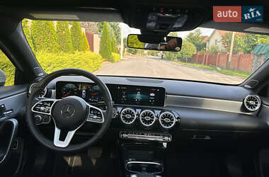 Седан Mercedes-Benz A-Class 2019 в 