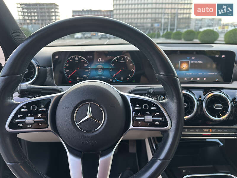 Седан Mercedes-Benz A-Class 2019 в Львове