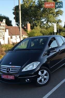 Хэтчбек Mercedes-Benz A-Class 2008 в 