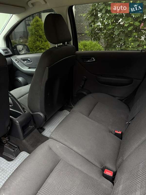 Хэтчбек Mercedes-Benz A-Class 2010 в Долине