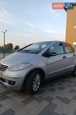Хэтчбек Mercedes-Benz A-Class 2005 в Сарнах